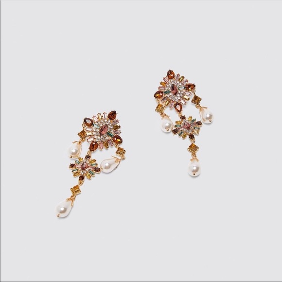 Zara rhinestone chandelier statement earrings - Picture 3 of 9